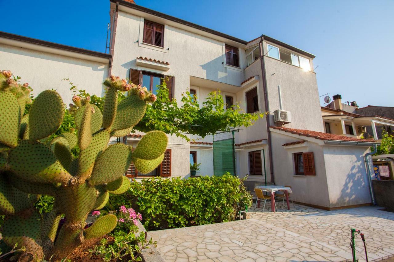 Rooms Ester Cres Dış mekan fotoğraf