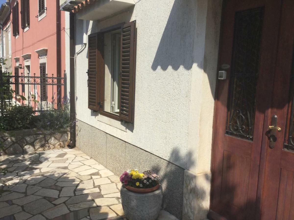 Rooms Ester Cres Dış mekan fotoğraf